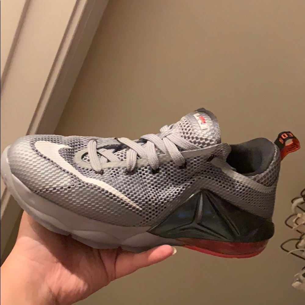 Lebron 12 shoes